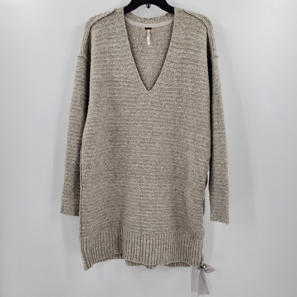 Free People Gray Knit Tunic Heart It Lace Sweater Womens Small Pullover NEW - Picture 1 of 6